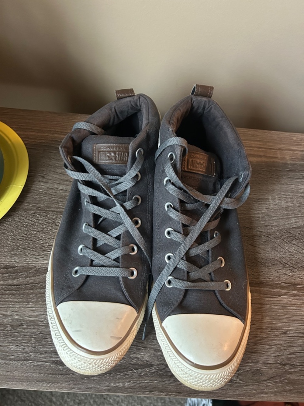 Converse All Stars Gray High-Top Canvas Sneakers - Classic Casual Style